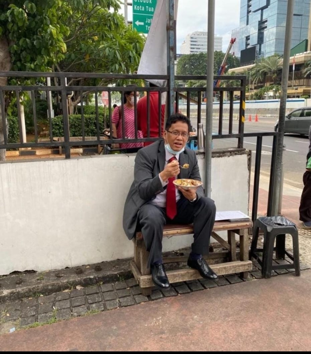 Jacob Ereste :Harapan dan Kecemasan Dari Gebrakan Menkeu Purbaya Yudhi Sadewa Yang Mengkhawatirkan